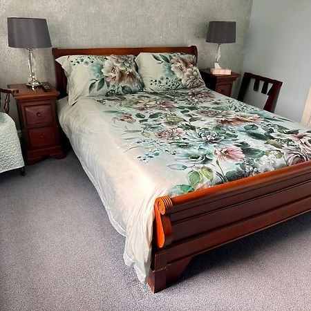 Manor Inn Galmpton Dış mekan fotoğraf